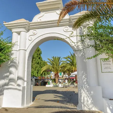 Lanzahost Gibshouses Playa Bastian Apartment *